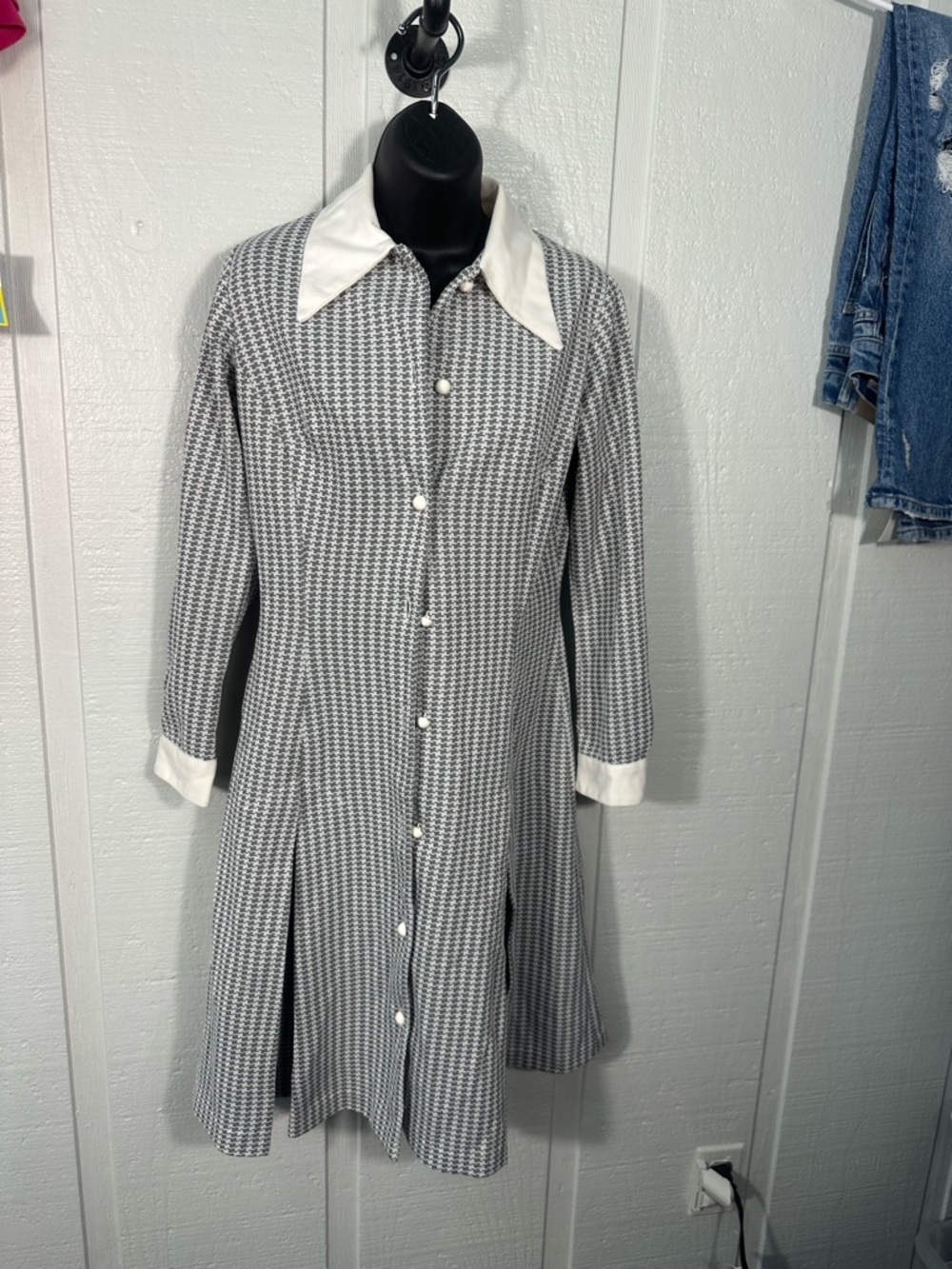 Miami Vintage Gray and White Dress No Size GUC
